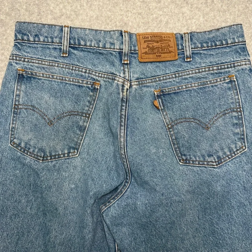 Levis 540 Mens Jeans 36x30 Vintage Made USA Relaxed Fit Leather Tab 40540-0214
